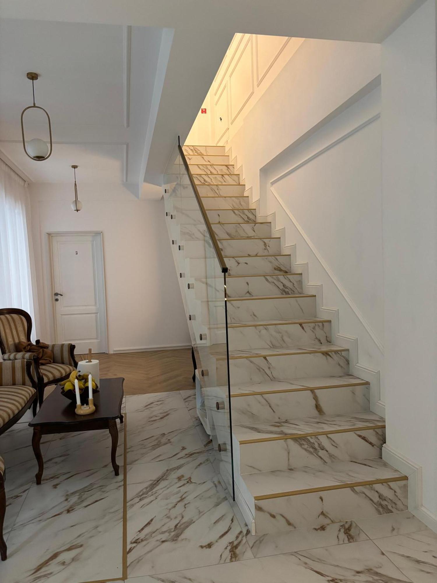 New Times Apartment *